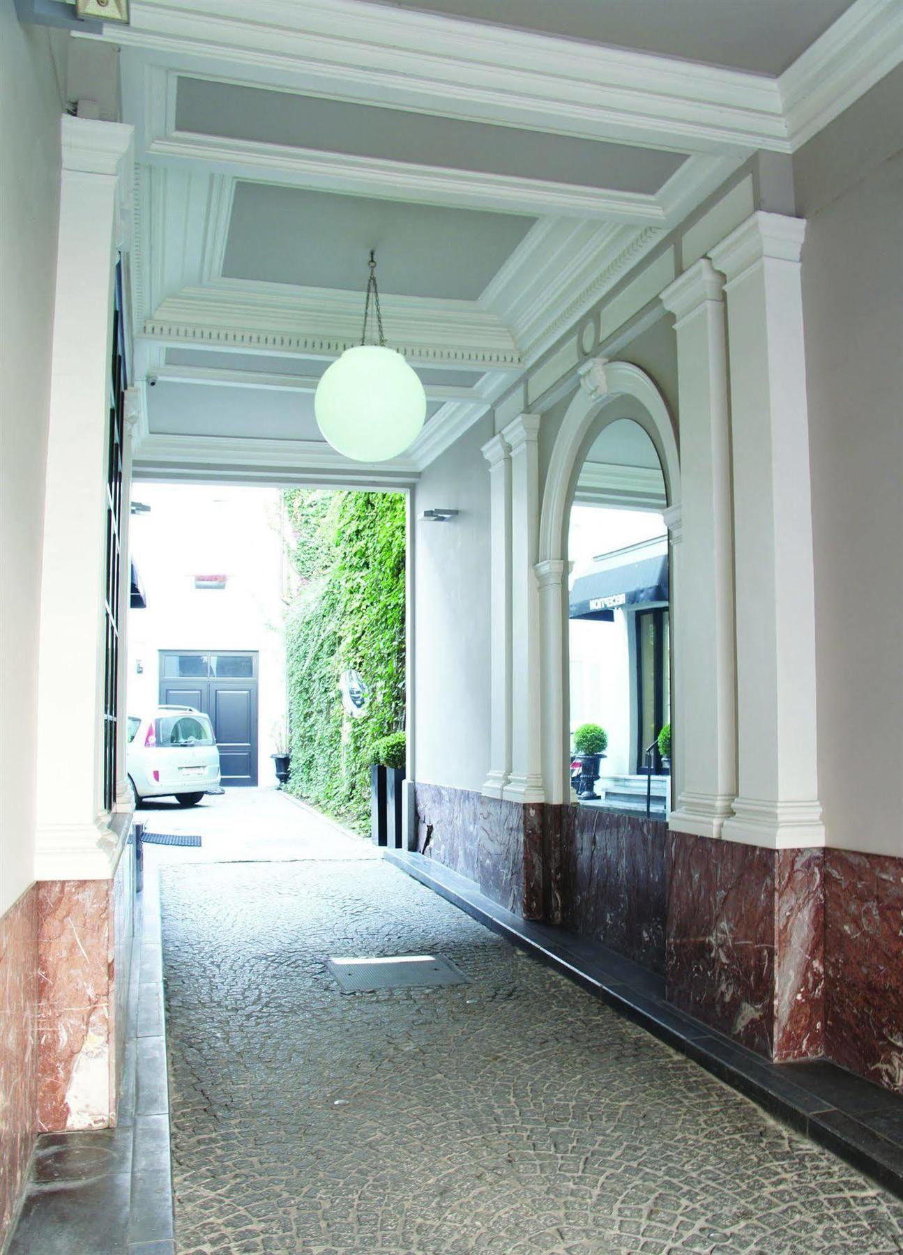 Hotel La Legende Brussels Exterior photo